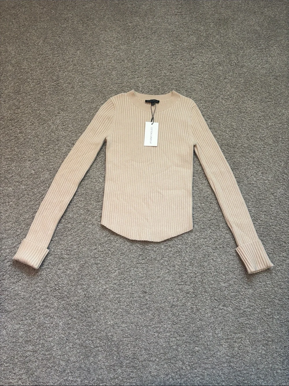 Cotton Candy Ribbed Long-Sleeve Crewneck sweater - Beige size M medium NEW NWT